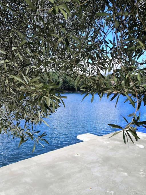 Mystica - Charming Studio Apartment On The Beach Kruševo Esterno foto