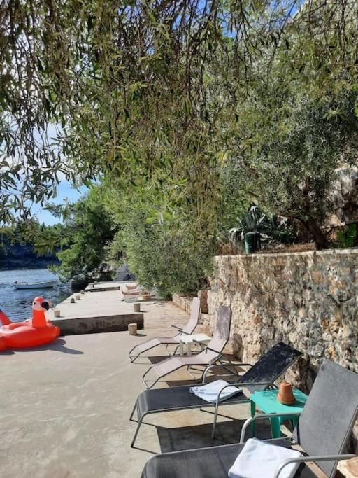 Mystica - Charming Studio Apartment On The Beach Kruševo Esterno foto